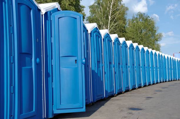 Best Luxury portable toilet rental  in Poplar Grove, IL